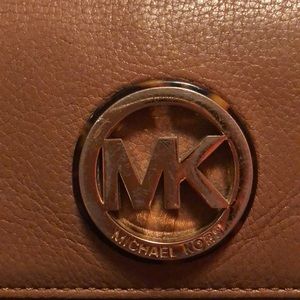 Micheal kors wallet